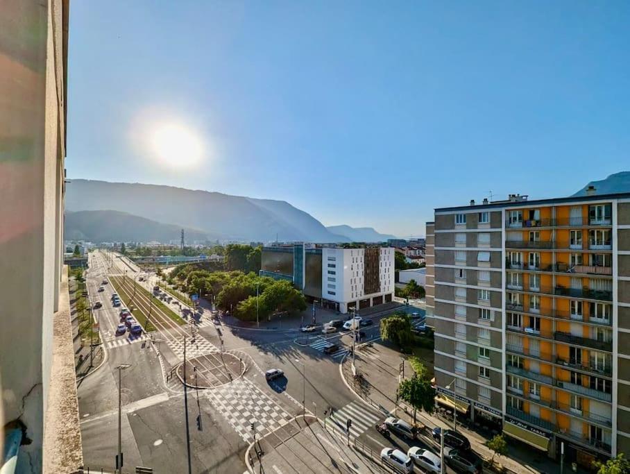 Excellent T2 - Superbe Vue Et Proche Rocade Apartment