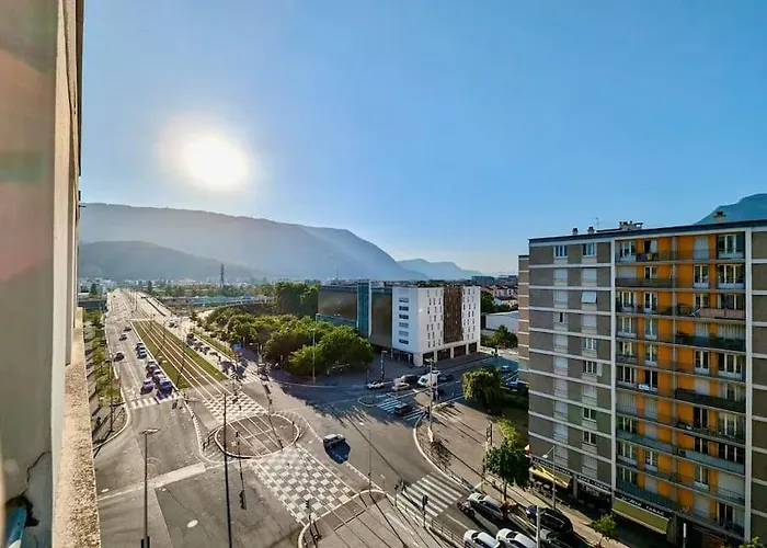 Excellent T2 - Superbe Vue Et Proche Rocade