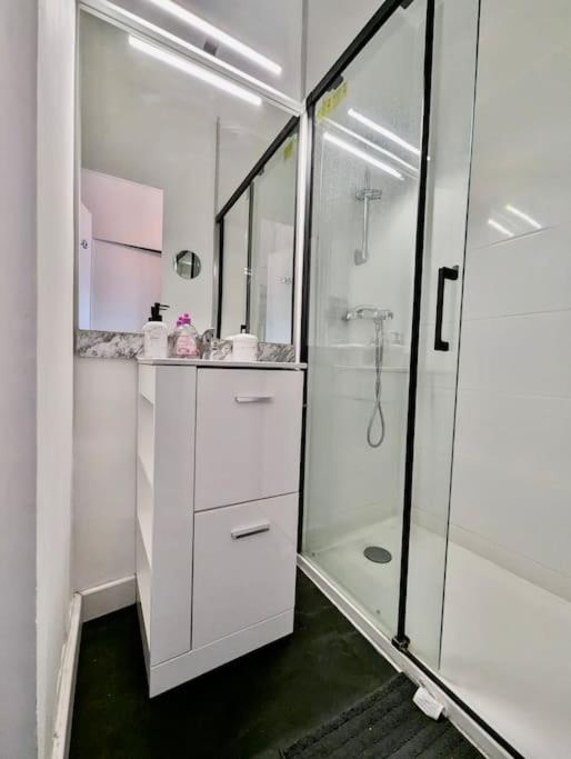 Excellent T2 - Superbe Vue Et Proche Rocade Apartment *